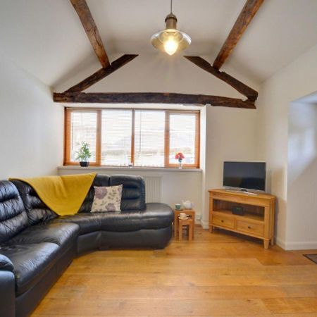 Smithy Cottage Berriew Экстерьер фото